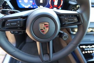 Porsche Macan Electric 4 - foto 23