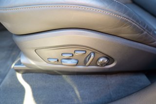 Porsche Macan Electric 4 - foto 30