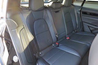 Porsche Macan Electric 4 - foto 12