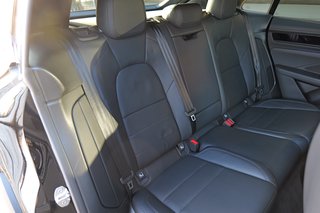 Porsche Macan Electric 4 - foto 31