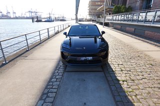 Porsche Macan Electric 4 - foto 2