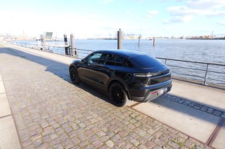 Porsche Macan Electric 4 - foto 7