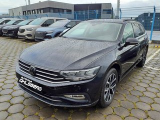 Volkswagen PASSAT VARIANT BUSINESS/ DIG.C/HUD/APP/KEYLESS/ACC/AHK