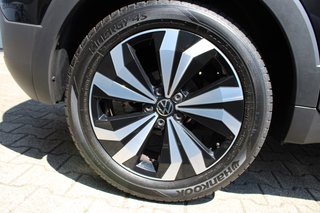 Volkswagen T-Cross 1.0 TSI Style 7 Gg DSG NAVI LED-MATRIX SH 17" - bilder 3
