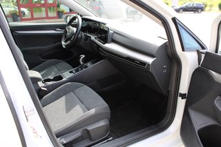 Volkswagen Golf VIII 1.5 l TSI -Alu 17" - Kamera - SH -NAVI APP - Ambiente - Garantie Life - bilder 4