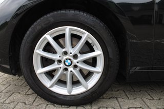 BMW i Advantage Autom AHK NAV PDC SH - bilder 3