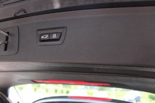 BMW i Advantage Autom AHK NAV PDC SH - bilder 9