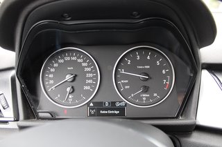 BMW i Advantage Autom AHK NAV PDC SH - bilder 13