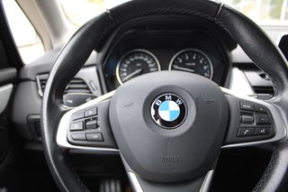 BMW i Advantage Autom AHK NAV PDC SH - bilder 14