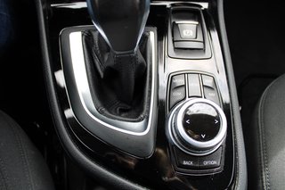 BMW i Advantage Autom AHK NAV PDC SH - bilder 15