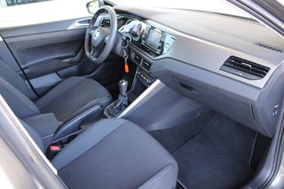 Volkswagen Polo VI Comfortline - photo 9