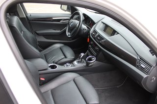 BMW X1 20 d xDrive AHK Leder Panoramadach Xenon x Line Allrad - bilder 5