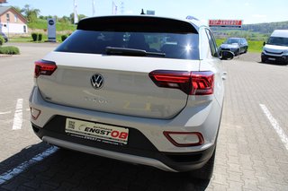 Volkswagen T-Roc Life 1.5 l TSI DSG AHK NAV LED Ladeboden Verkehrszeichenerkennung - bilder 5