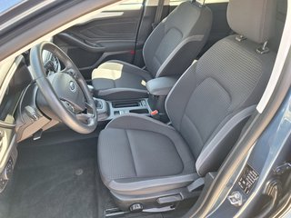 Ford Focus Turnier 1.0 EcoB. C&C Navi LED Key-Free Winter-P. Alus - bilder 2
