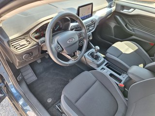 Ford Focus Turnier 1.0 EcoB. C&C Navi LED Key-Free Winter-P. Alus - bilder 5