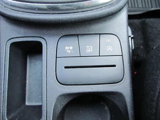 Ford Fiesta Titanium 1.0 MHEV LED DAB PPS Hi Winter-P. - bilder 12