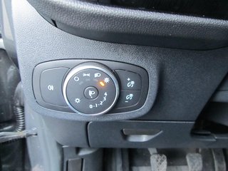 Ford Fiesta Titanium 1.0 MHEV LED DAB PPS Hi Winter-P. - bilder 16