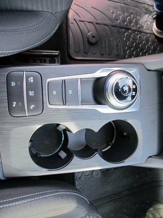 Ford Focus Turnier Titanium 1.5 Aut. Easy-Parking-P. LED elektr. Heckk. Winter-P. - bilder 12
