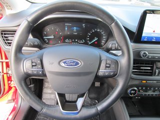 Ford Focus Turnier Titanium 1.5 Aut. Easy-Parking-P. LED elektr. Heckk. Winter-P. - bilder 21