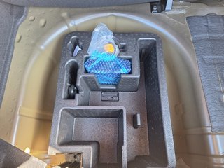 Ford Fiesta 1.0 Cool & Connect LED DAB Navi RFK Winter-P. - bilder 11