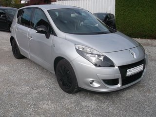 Renault Scenic III 1.6 dCi BOSE Edition AHK Navi Alu Rückfahrkamera Tempomat - foto 5