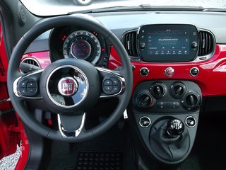 Fiat 500 DolceVita 1.0 Hybrid GSE DAB Glasdach Tempomat Teilleder - bilder 6