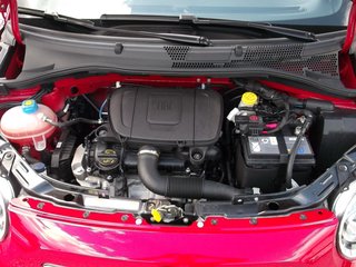 Fiat 500 DolceVita 1.0 Hybrid GSE DAB Glasdach Tempomat Teilleder - bilder 10
