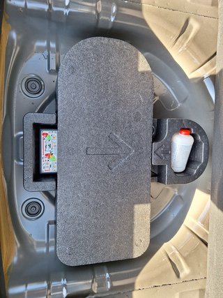 Ford Focus Turnier 1.0 ST-Line X Aut. Matrix-LED AHK Pano Winter Navi DAB  X - foto 24