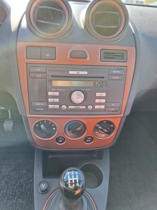 Ford Fiesta Style 1.3 Klima 3T 68TKM - bilder 7