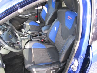 Ford Focus ST 2.0 Tempomat Easy-Driver-P. Winter-P. - bilder 2