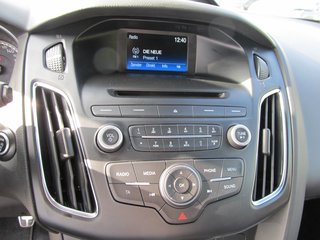 Ford Focus ST 2.0 Tempomat Easy-Driver-P. Winter-P. - bilder 18