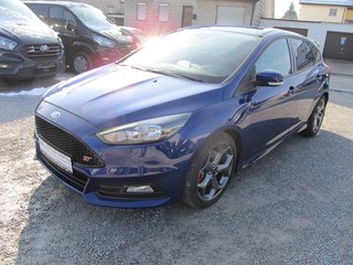 Ford Focus ST 2.0 Tempomat Easy-Driver-P. Winter-P. - bilder 22
