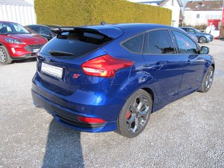 Ford Focus ST 2.0 Tempomat Easy-Driver-P. Winter-P. - bilder 3