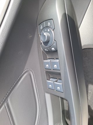Ford Focus Turnier 1.5 EcoB. Tit. Aut. Matrix-LED Pano ACC B&O AHK Titanium - bilder 23