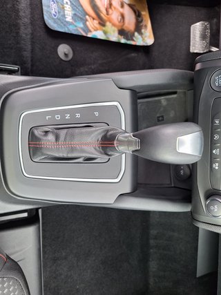 Ford Focus Turnier 1.0 ST-Line X Aut. Matrix-LED AHK Pano Winter Navi DAB - foto 20