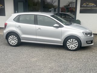 Volkswagen Polo V Automatik Wenig KM 1 HD Scheckheft Garantie Comfortline - foto 5