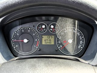 Ford Fiesta Fun X Wenig Km/Klima/Garantie - bilder 10