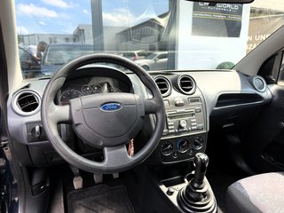 Ford Fiesta Fun X Wenig Km/Klima/Garantie - bilder 7