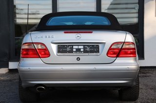 Mercedes-Benz CLK 320 AVANTGARDE Sehr gepflegtes Rentnerfahrz - bilder 6