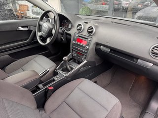 Audi A3 1.6 TDI Attraction Klima Tüv Neu Garantie - bilder 8