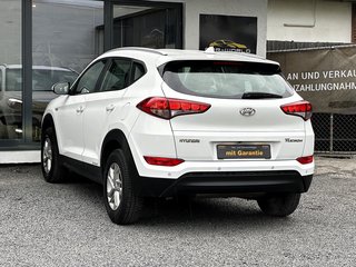 Hyundai TUCSON 1.HAND/GARANTIE/KLIMA/NAVI - foto 3