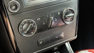 Mercedes-Benz A 180 5-türig Tüv Neu / Garantie / Sitzhzg - bilder 7