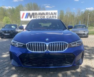 2024 BMW 330i Sedan - photo 2