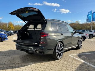 2025 BMW X7 xDrive40i - photo 4