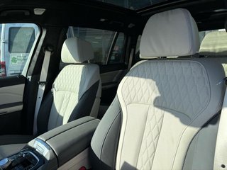 2025 BMW X7 xDrive40i - photo 7