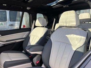 2025 BMW X7 xDrive40i - photo 8