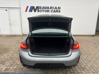2024 BMW 330i Sedan - photo 2