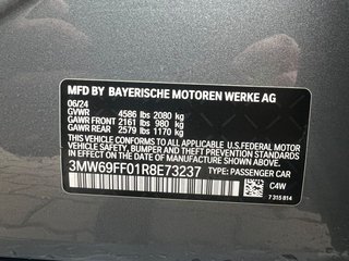 2024 BMW 330i Sedan - photo 3