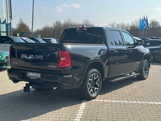 2026 Dodge RAM 1500 Laramie Crew Cab 4x4 - photo 4