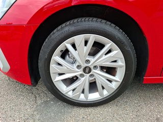Audi A3 Sportback 30 TFSI advanced S-TRONIC / AHK / STHZG / LED / NAVI - bilder 13